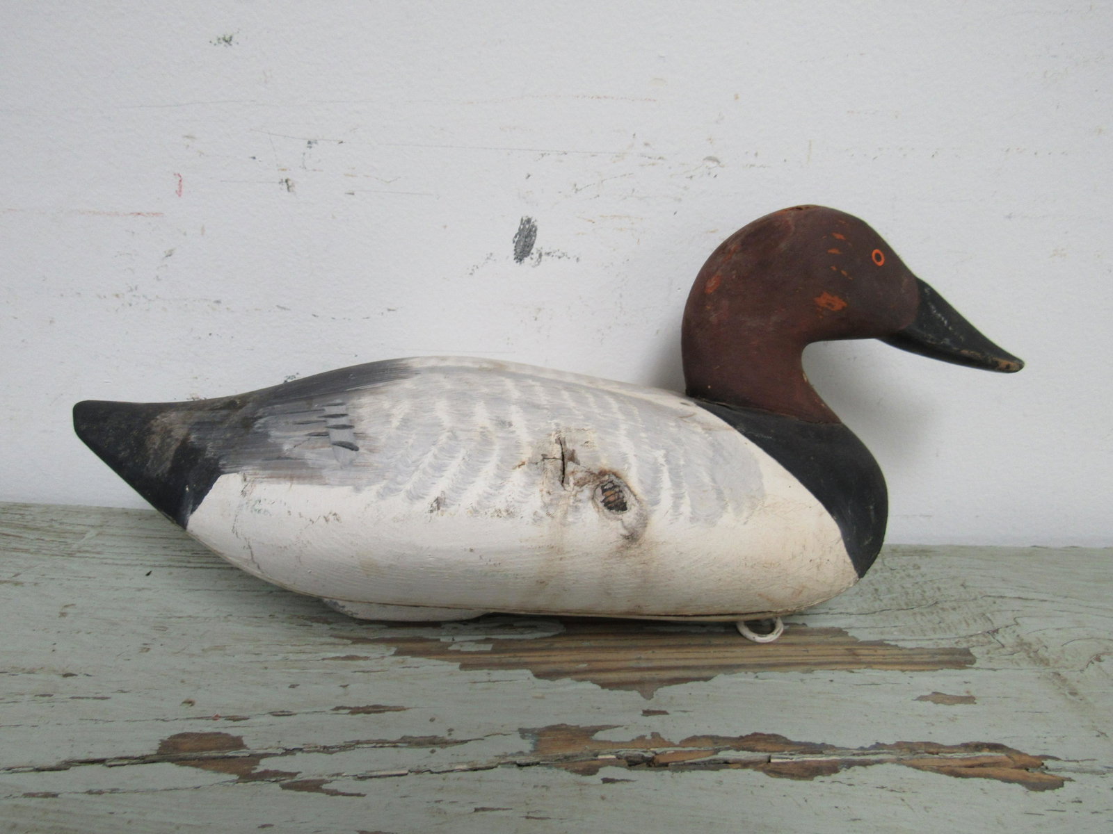 Paul Gibson (1902 - 1984) Canvasback Mallard: Paul Gibson (1902 - 1984) Canvasback Mallard. Fair condition with crack to bottom and repair to head, as photographed. 16" x 6.75"