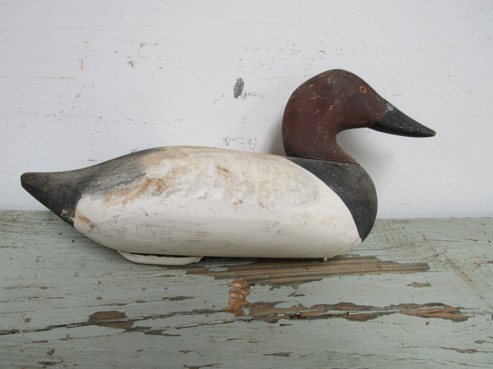 Paul Gibson (1902 - 1984) Canvasback Mallard: Paul Gibson (1902 - 1984) Canvasback Mallard. Good condition. 16" x 6.75"