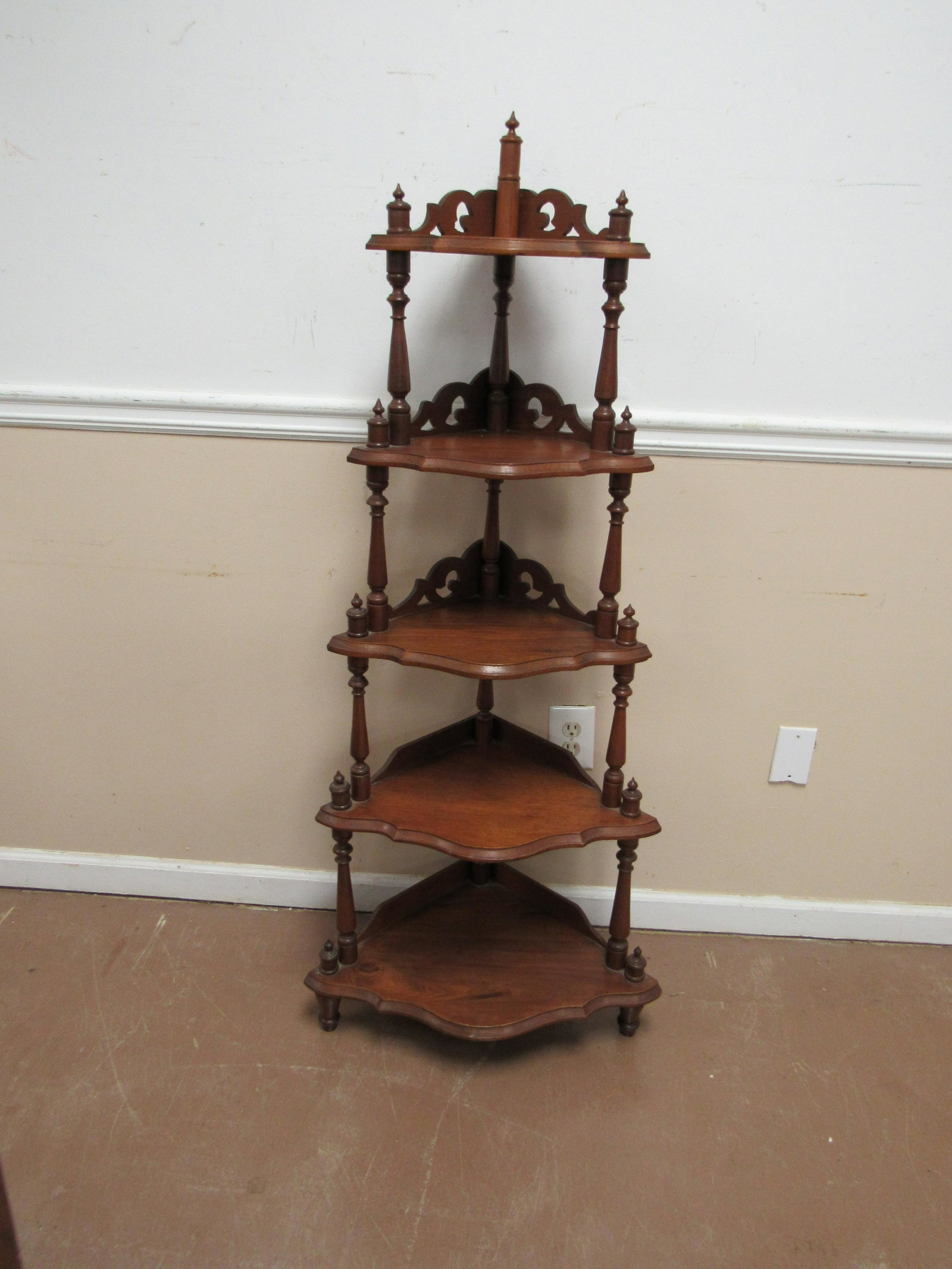 Circa 1880 Victorian Corner Walnut Eterge: Circa 1880 Victorian Corner Walnut Eterge. Very good condition. 5 shelves. 56" x 23" x 16"