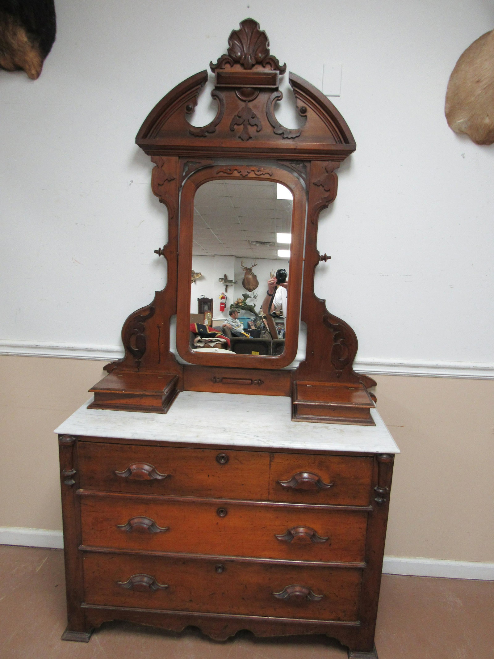 Circa 1855 (Pre-Civil War) Scarce John Muir & Sons: Circa 1855 (Pre-Civil War) Scarce John Muir & Sons Alexandra, VA Walnut with Marble Top Dresser and Mirror with Glove Boxes . Very good condition. Stencil signed on the back "Wm. H. Muir & Sons Furnit