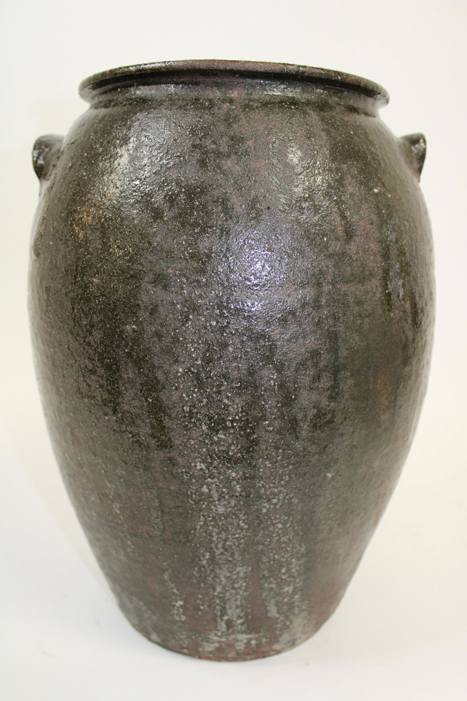 5 Gallon Catawba Valley NC Double Handled Storage Jar.: 5 Gallon Catawba Valley NC Double Handled Storage Jar. Overall excellent condition. 1 small knick on lip, as photographed. Incised "5" to right of handle. Measures 15.5".