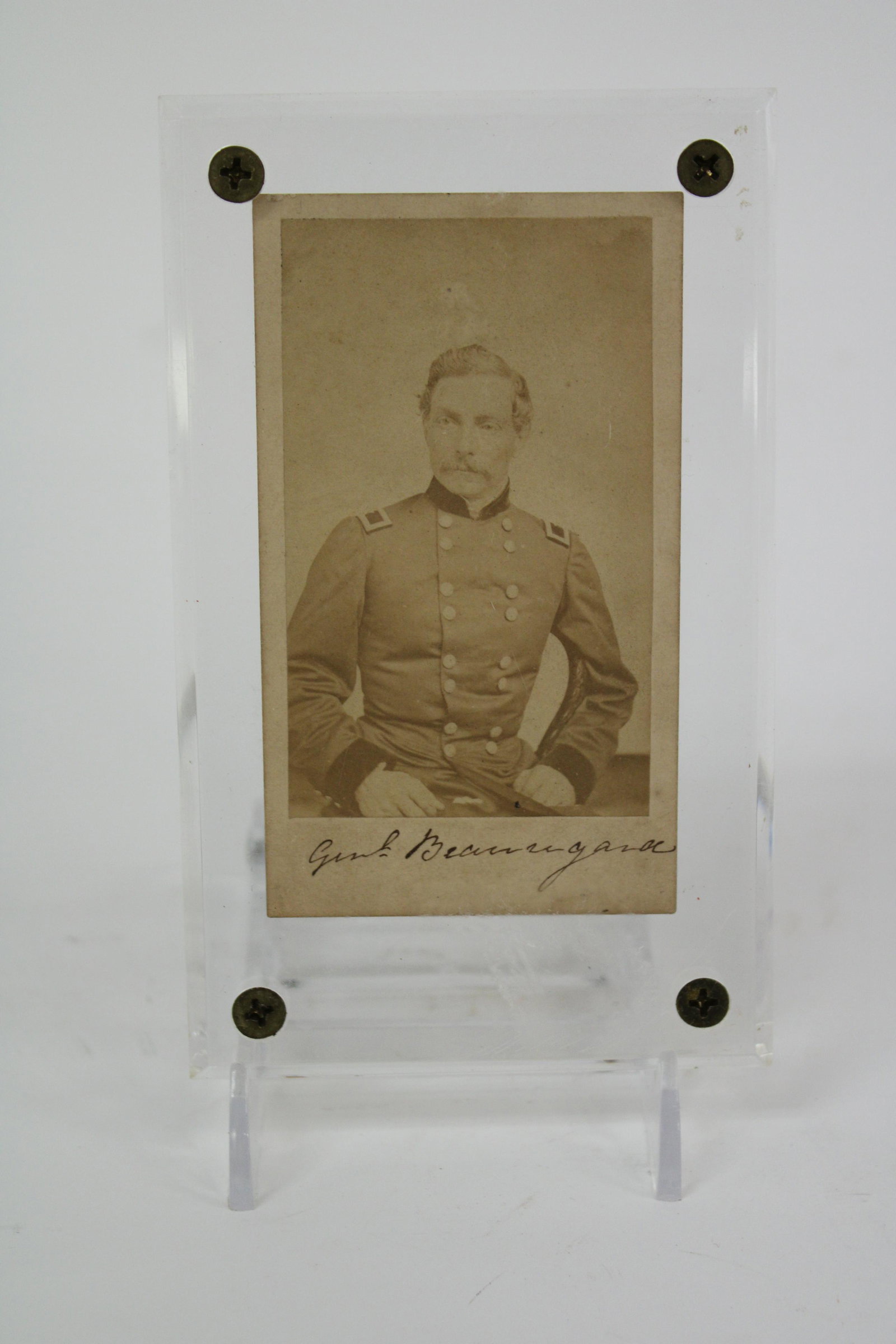 1861 Carte De Visite Of Confederate General P.G.T.: 1861 Carte De Visite Of Confederate General P.G.T. Overall very good condition. Beauregard, backmarked "Quinby &Co., Charleston. S.C."
