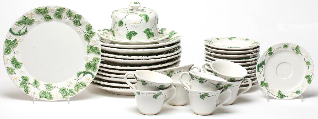 33-Piece Italian Porcelain Partial Dinner Service (1 of 8)