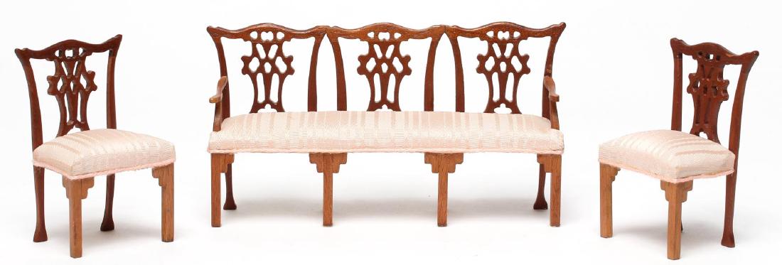 Tony Hooper Georgian Dollhouse Settee & 2 Chairs (1 of 3)