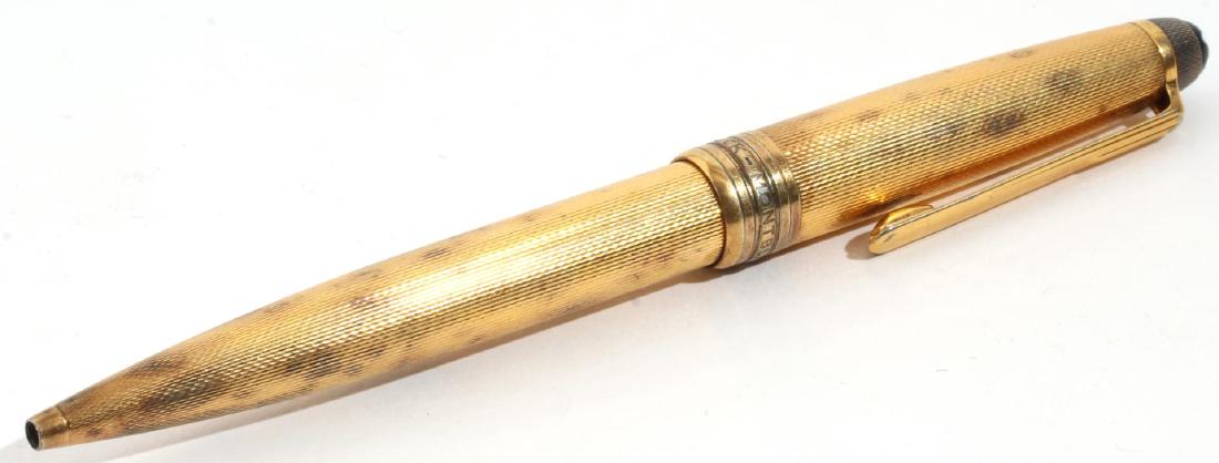 Vintage Montblanc Meisterstuck Vermeil Silver Pen: In the "Barley" pattern. 5.5" L. Approx. 0.70 ozt.