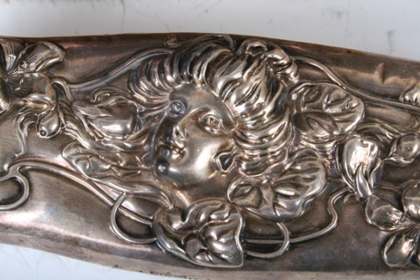 3 Piece Sterling Silver Art Nouveau Vanity Set - 6