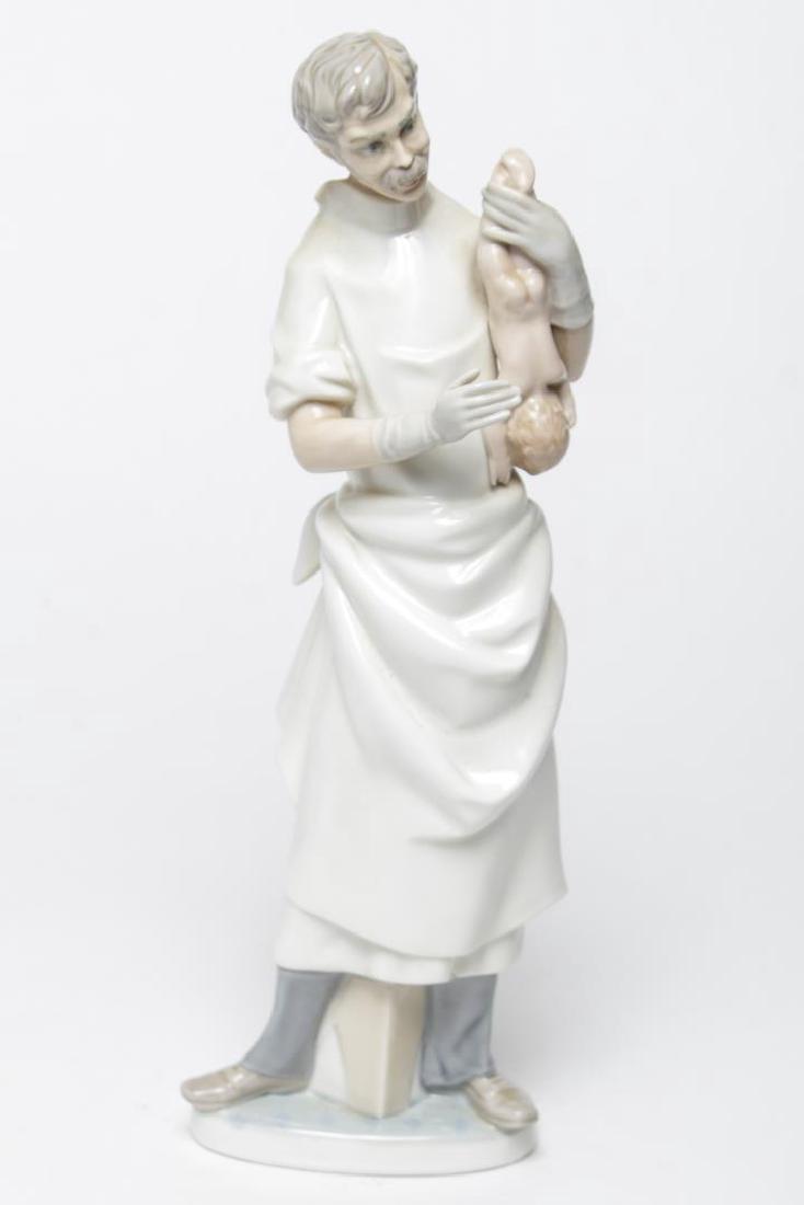 Lladro Porcelain Figurine, Obstetrician w Baby (1 of 4)