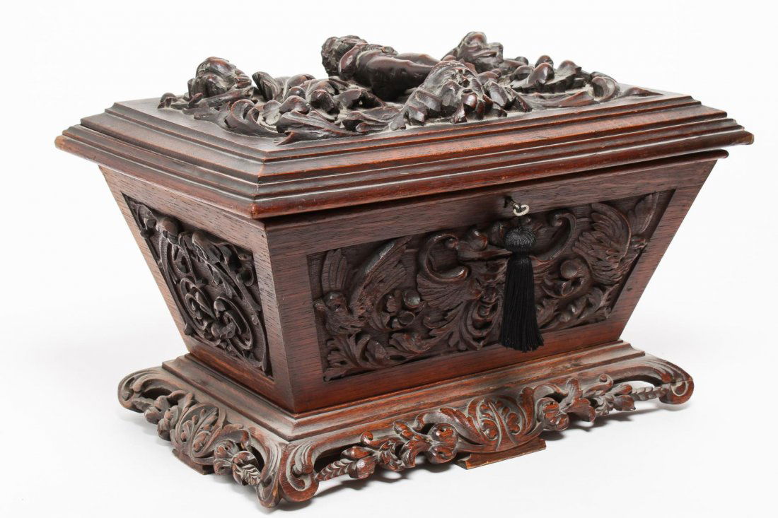 Continental Renaissance-Style Oak Tabletop Coffer (1 of 4)