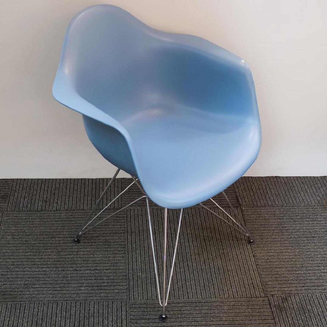 Charles & Ray Eames DAR Armchair for Vitra, Blue (1 of 4)