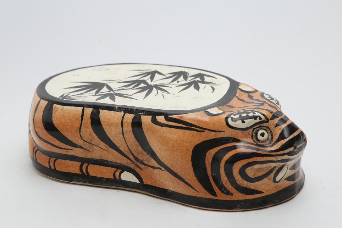 Chinese Tiger Pillow, Stoneware Pottery (1 of 8)