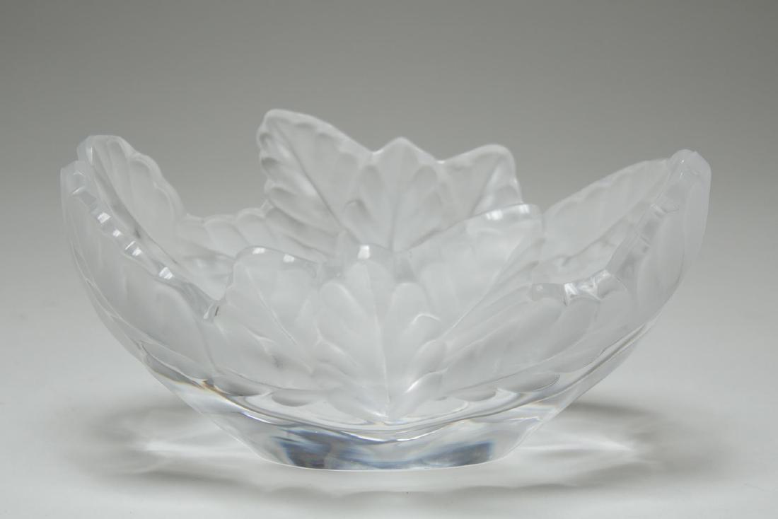 Lalique Crystal "Compiegne" Leaf-Edge Bowl (1 of 4)