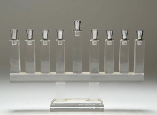 Judaica Lucite Hanukkah Menorah Vintage Jun 24 2018 Auctions At Showplace In Ny