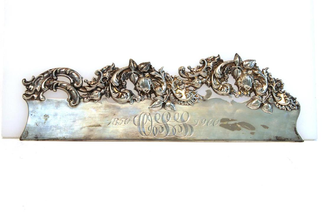 Baroque-Manner Sterling Butler's Table Crumber (1 of 11)