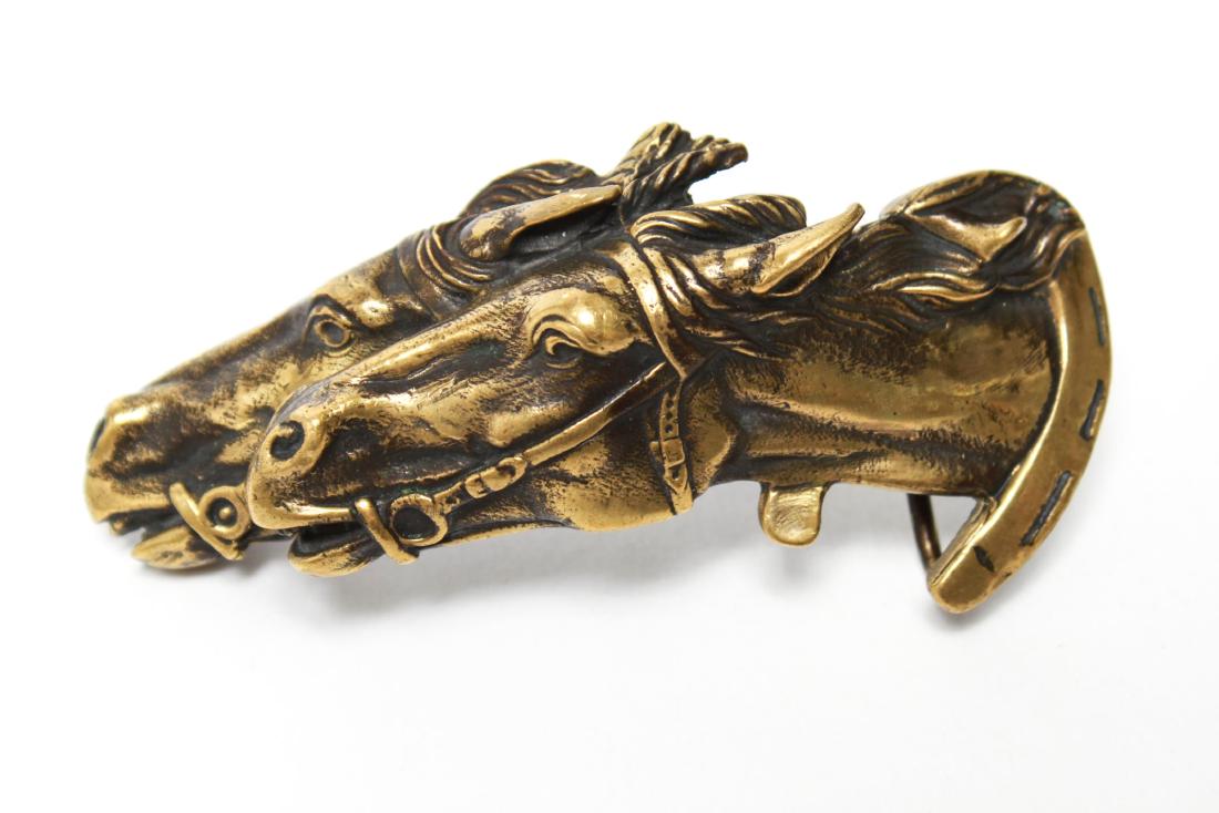 gucci horse head belt