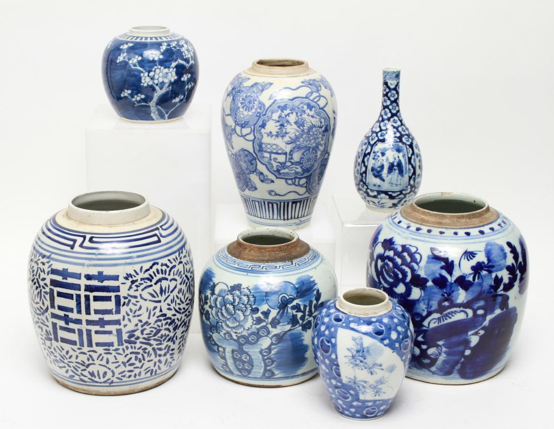 Chinese Blue & White Porcelain Ginger Jars & Vase (1 of 20)