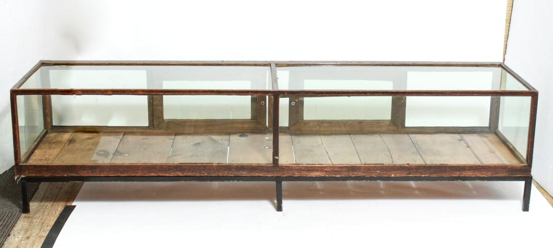 Low Display Vitrine Show Case, Steel Base, Antique (1 of 8)