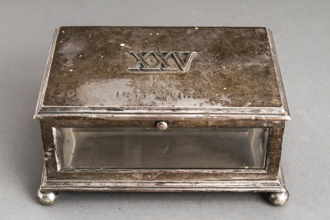 Russian Silver & Beveled Glass Lidded Box 1880 (1 of 12)