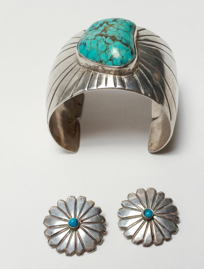 Southwest Silver Turquoise Cuff Bracelet Earrings (1 of 4)