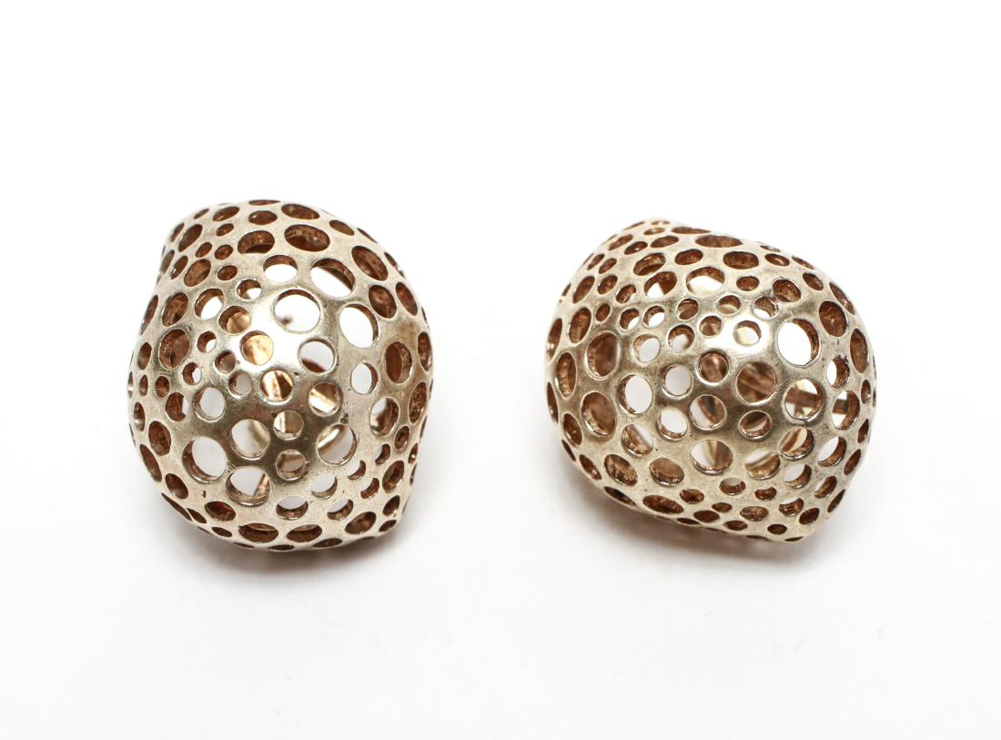 Angela Cummings Silver Biomorphic Earrings, Pair: Angela Cummings sterling pierced silver biomorphic clip-on earrings, marked and dated: "(c) 1991 / Cummings / Sterling," vintage, pair. Approx .79 ozt. Matching jewelry can be found in lots 112 & 114.