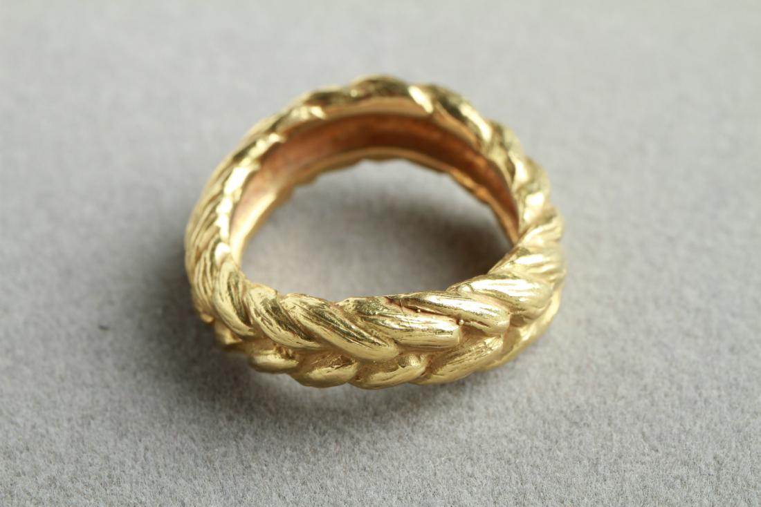 Angela Cummings 18K Gold Braided Wave Motif Ring (1 of 4)