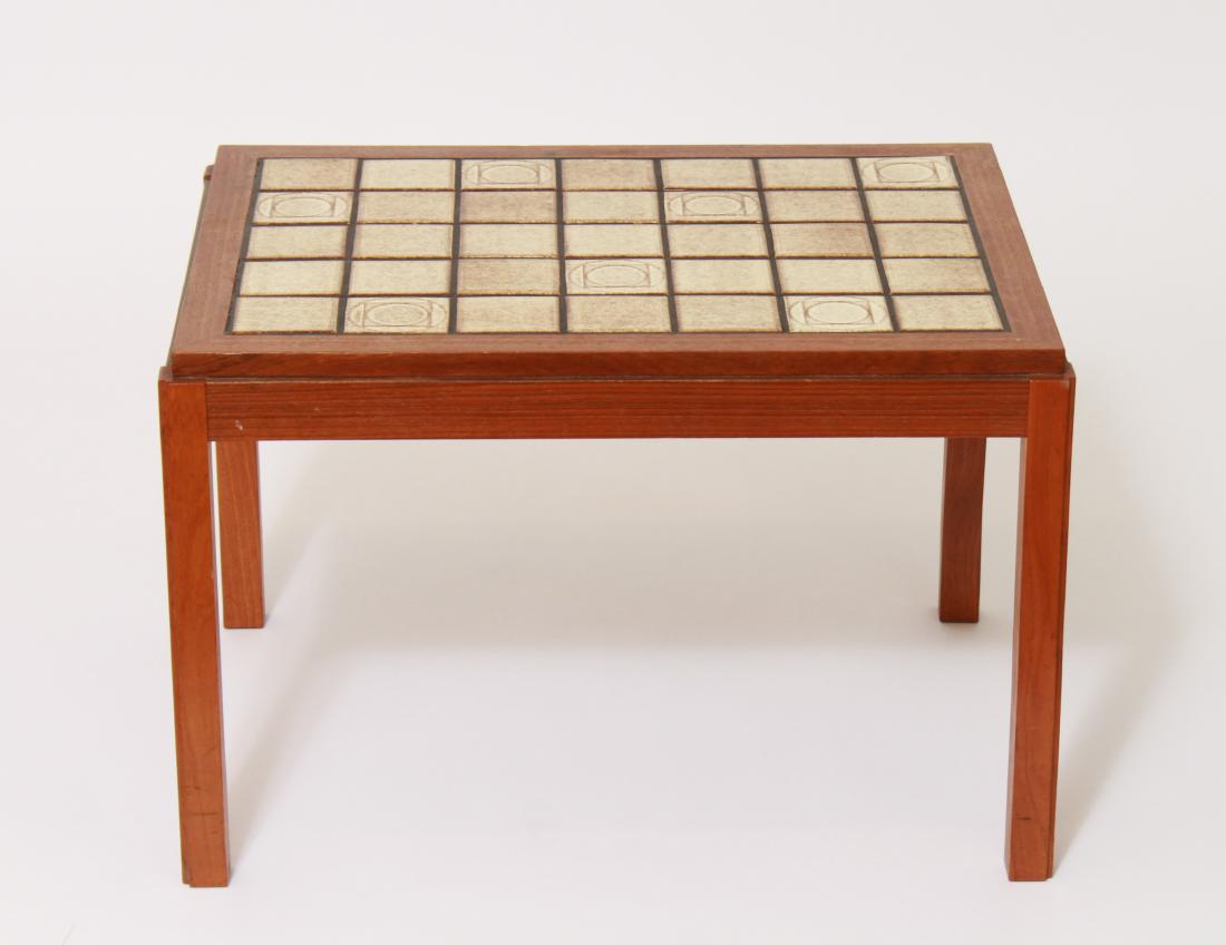 Roger Capron Manner Side Table w Tiled Top: Roger Capron manner side / end table, oblong top inset with grid of porcelain tiles. 16.25" H x 25" W x 19" D.