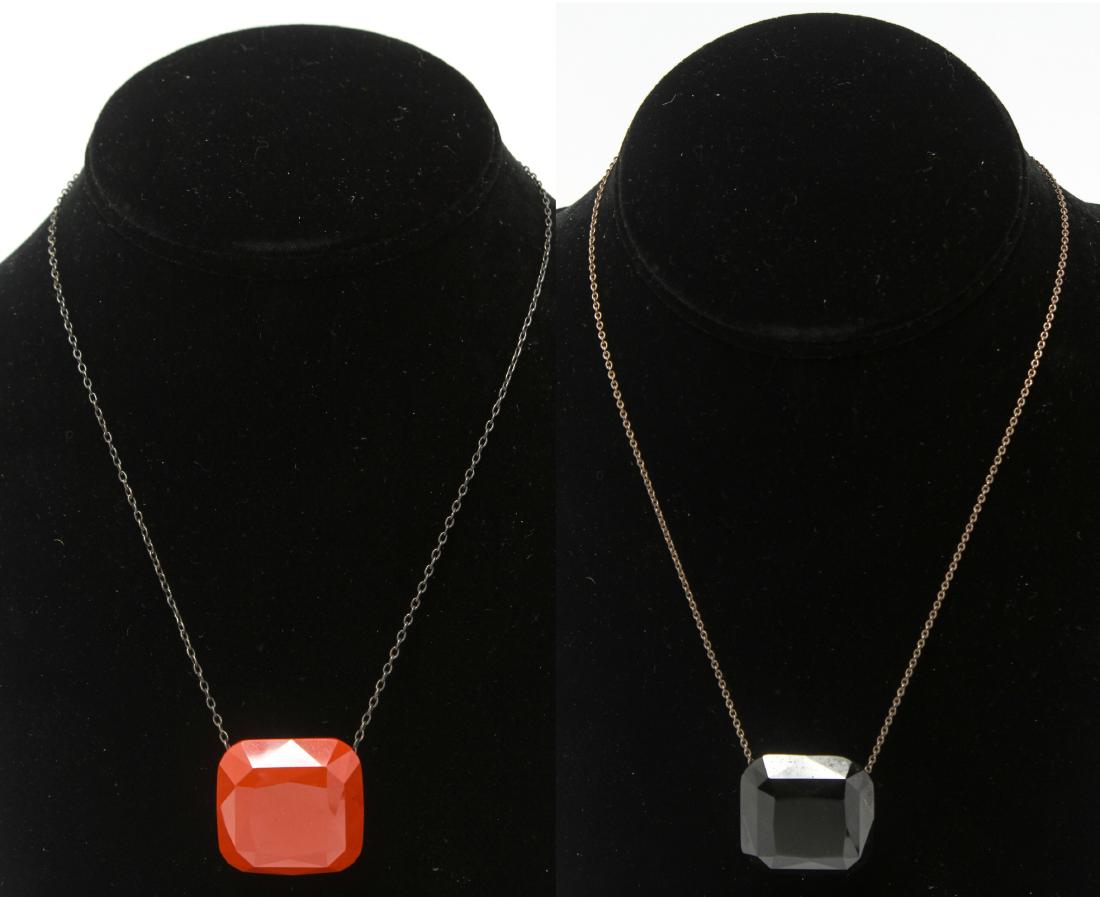 T&CO Onyx & Carnelian Gem Motif Silver Necklaces 2 (1 of 8)
