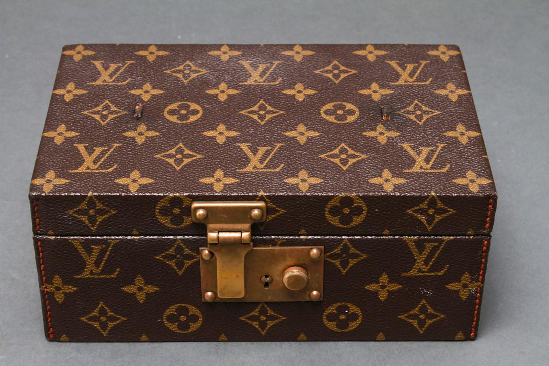 Louis Vuitton Monogrammed Jewelry / Trinket Box (1 of 6)