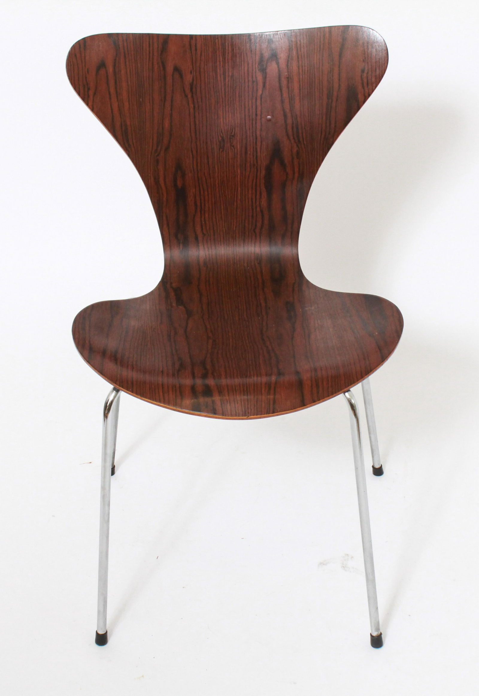 Arne Jacobsen for Fritz Hansen Series 7 Chair (1 of 6)