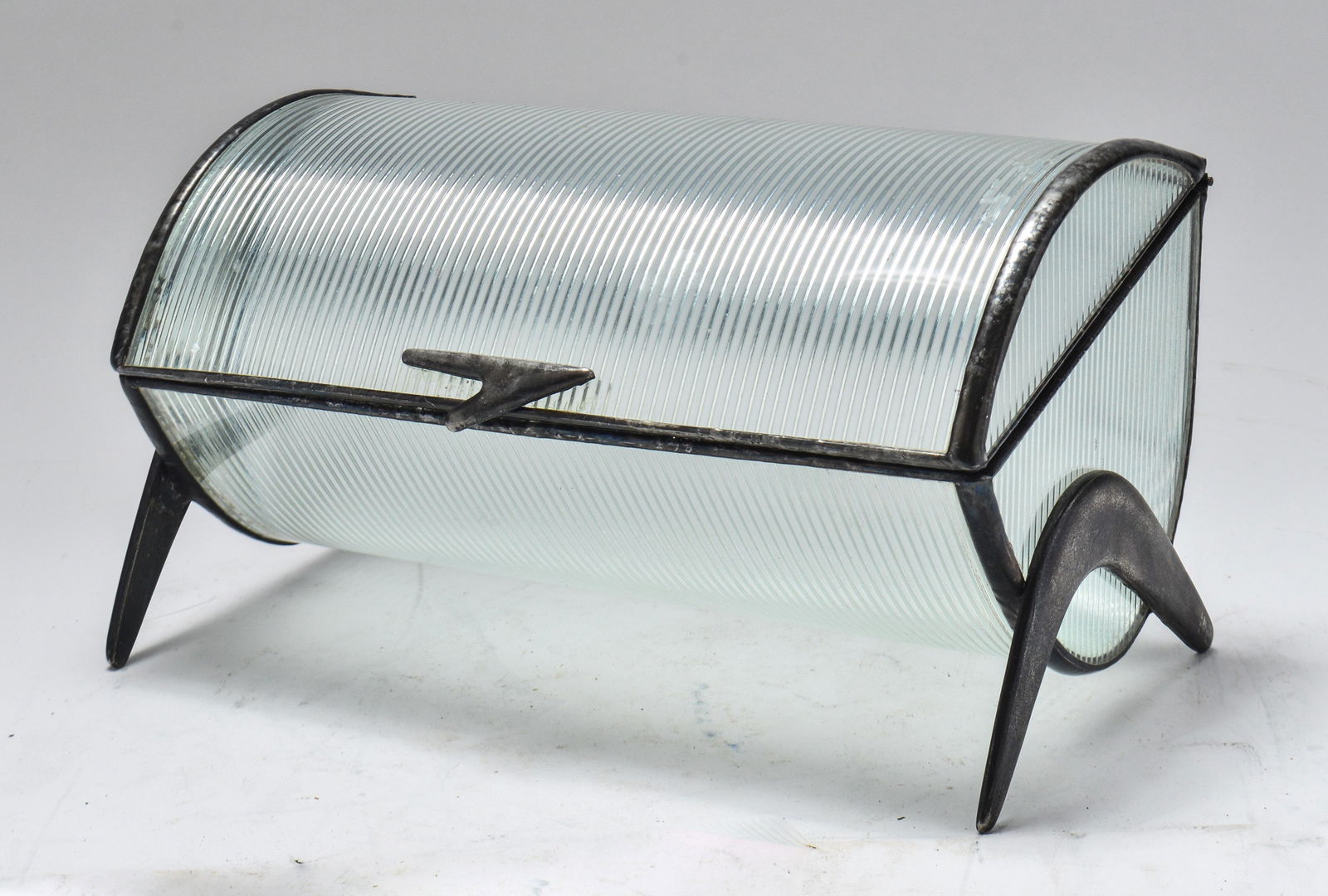 Vintage Glass Jewelry or Trinket Box c. 1960 (1 of 6)