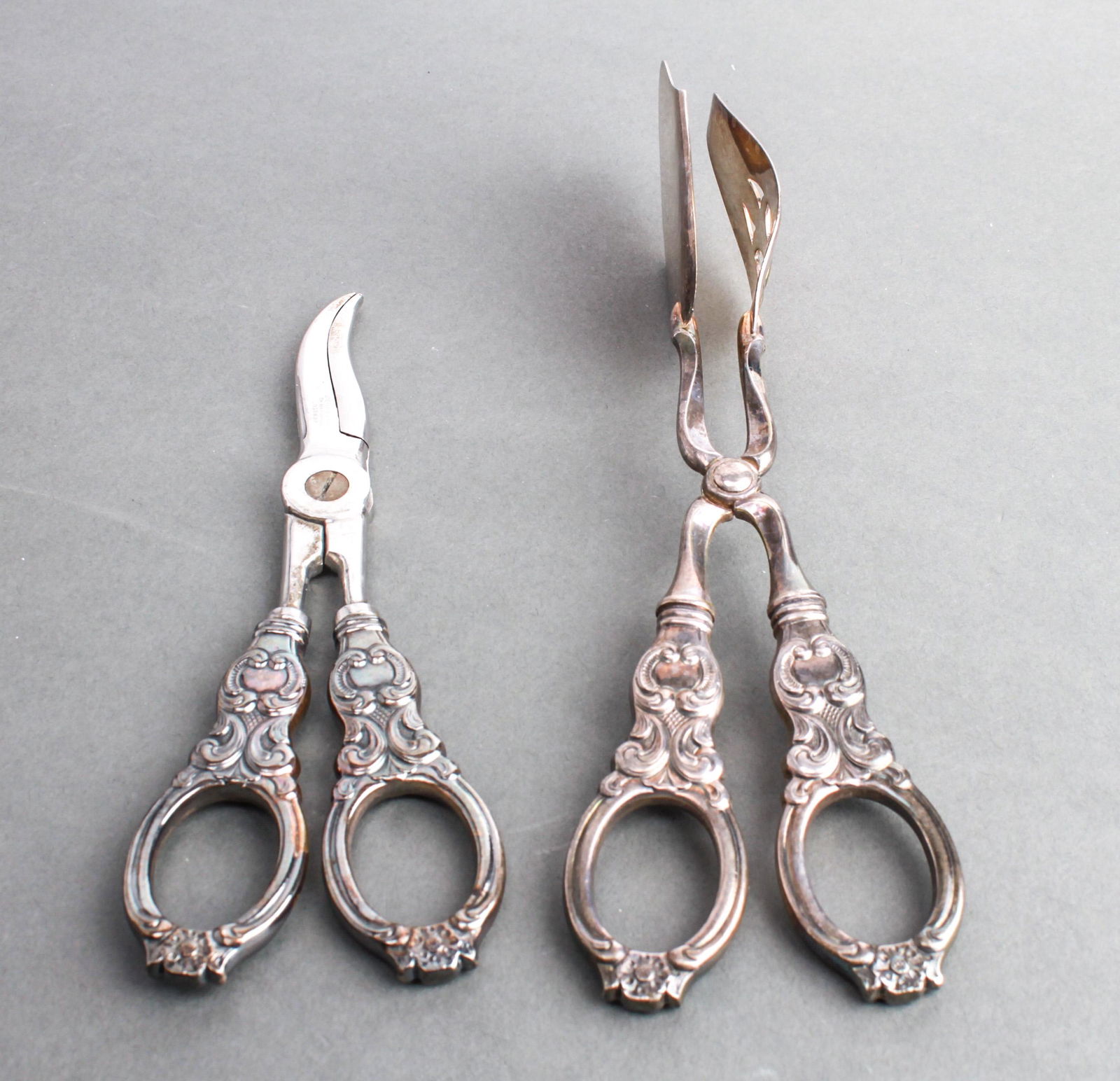 TH Marthinsen Silver Handle Grape Shears & Tongs 2 (1 of 8)