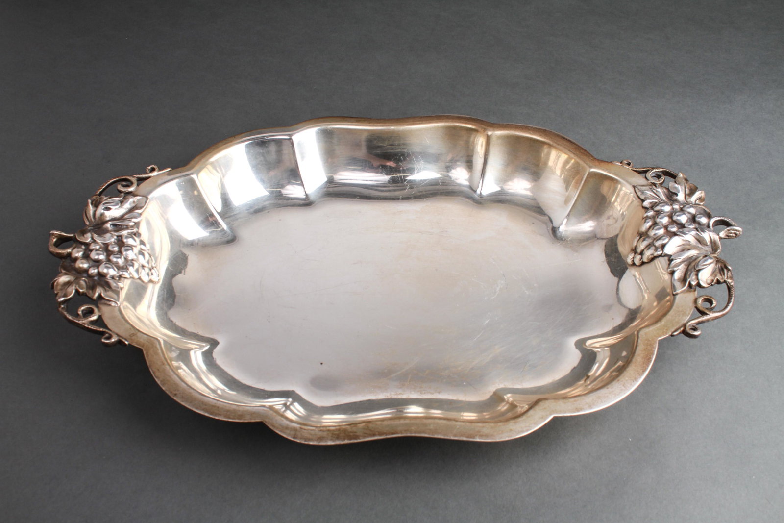American Silver Grape Motif Shaped Oblong Tray (1 of 7)