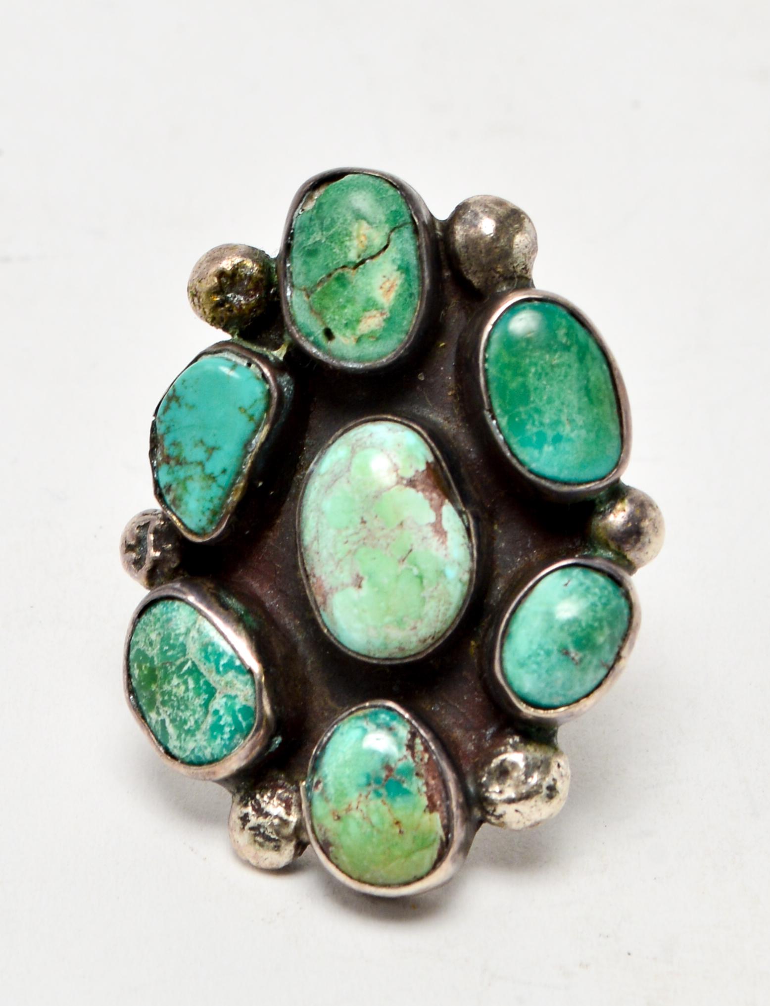 Southwest Native American Navaho Silver Ring (1 of 4)