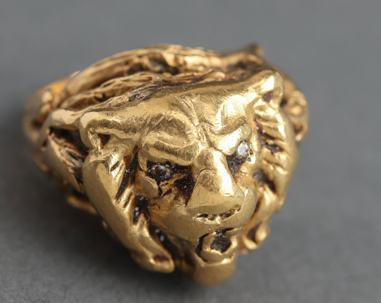 14K Yellow Gold & Diamond Lion Head Ring (1 of 6)