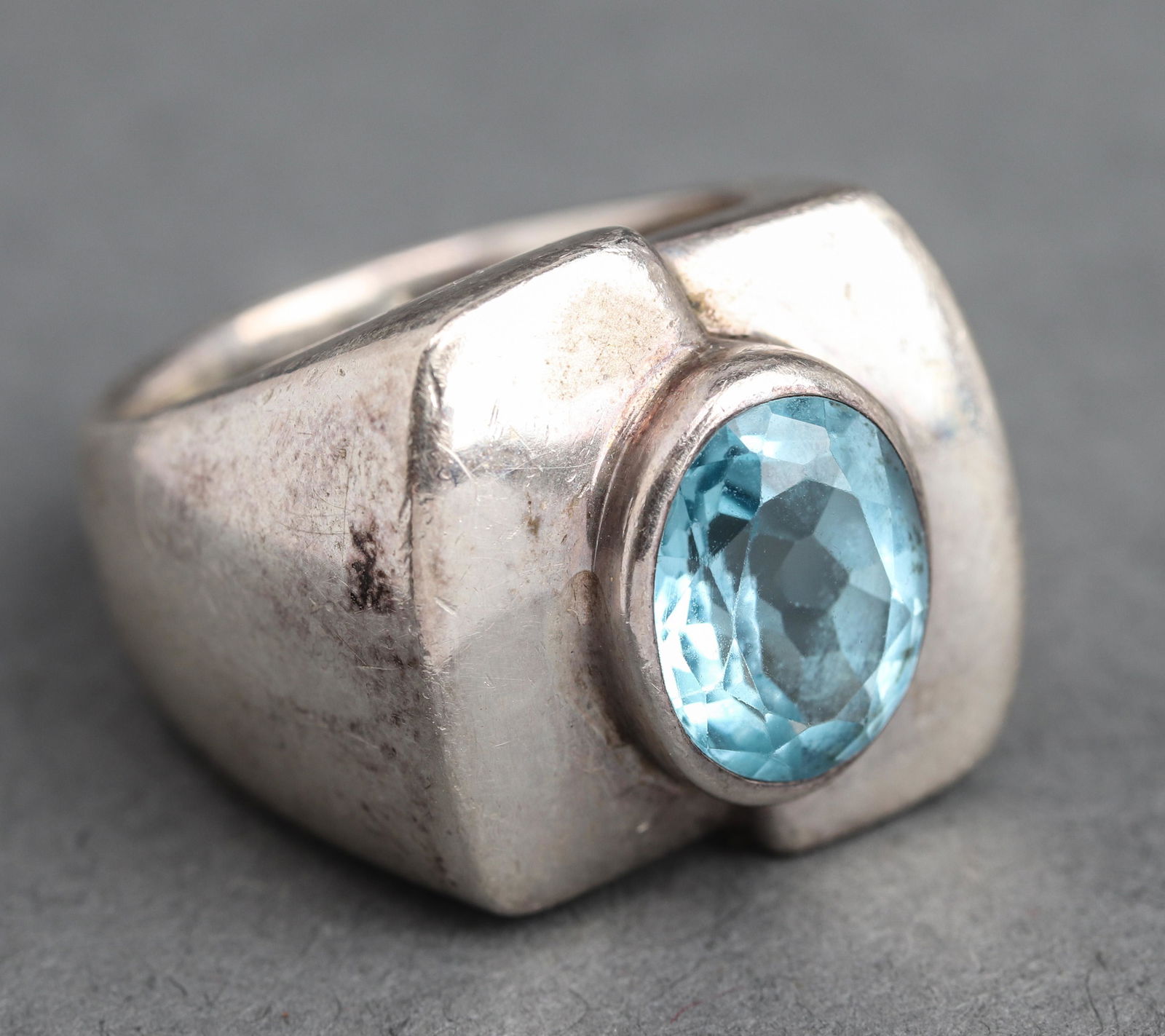 Silver Blue Topaz Ring (1 of 4)