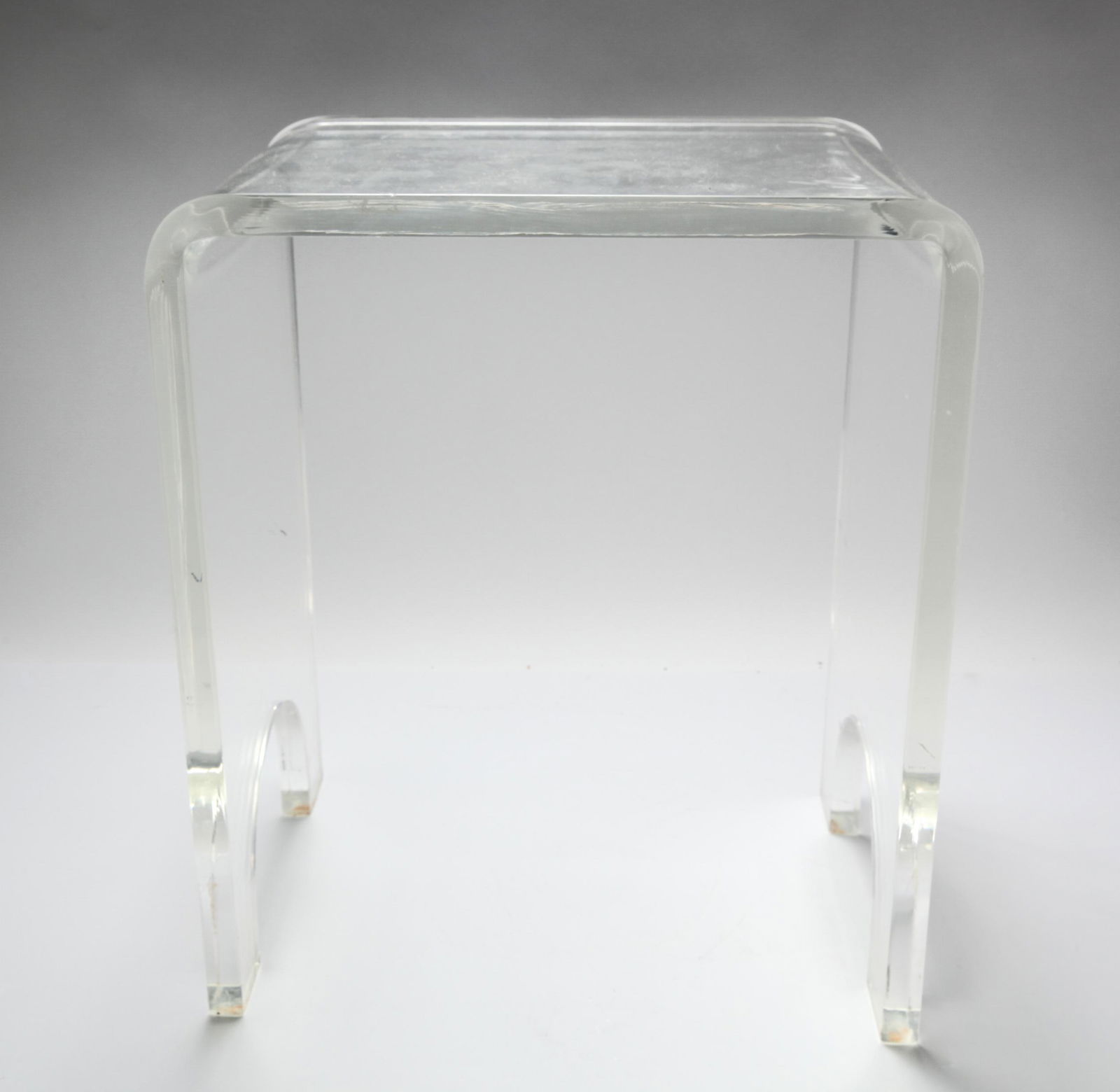 Mid-Century Modern Lucite End Table (1 of 4)