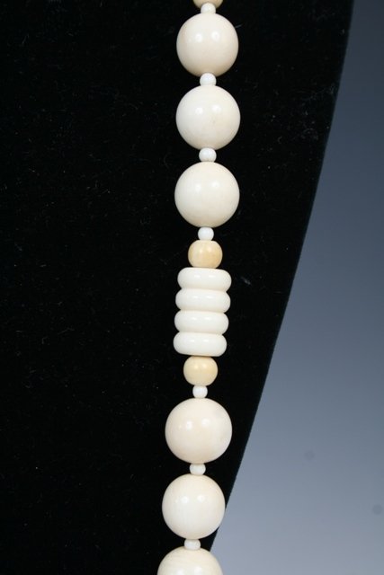 19/20 C. Chinese Ivory Necklace with Buddha - 3