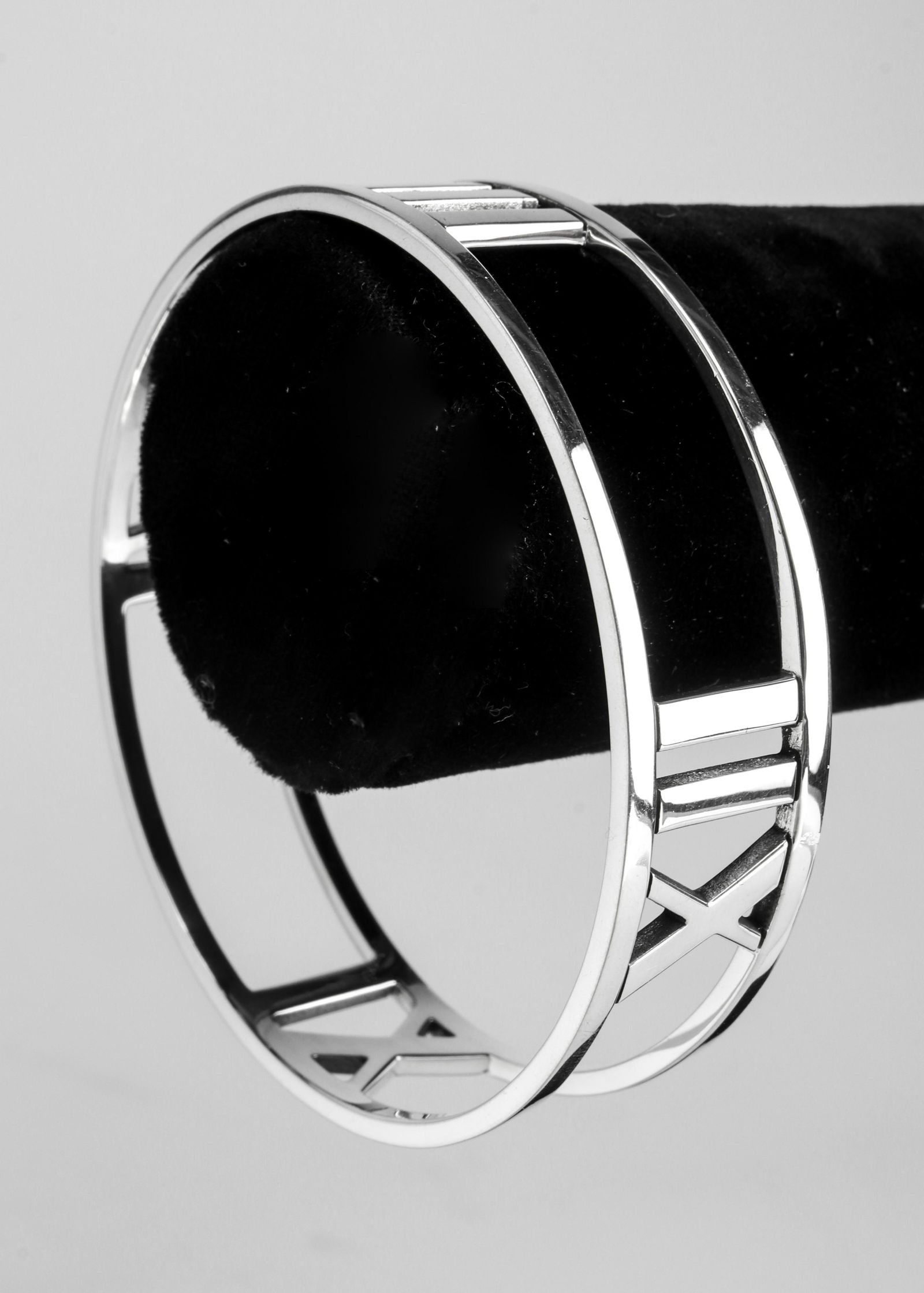 Tiffany & Co. Silver Atlas Wide Bangle Bracelet (1 of 4)