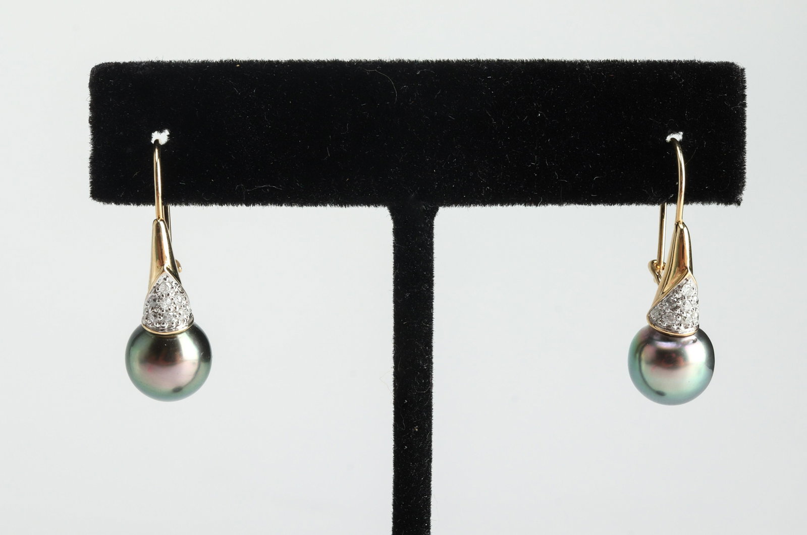 14K Yellow Gold Diamond & Tahitian Pearl Earrings: 14K yellow gold diamond and pearl earrings, comprising eighteen small round brilliant-cut diamonds, approx. 0.18ct tw, mostly H-I color, SI2-I1 clarity, pearl: AA quality with exceptional peacock pink