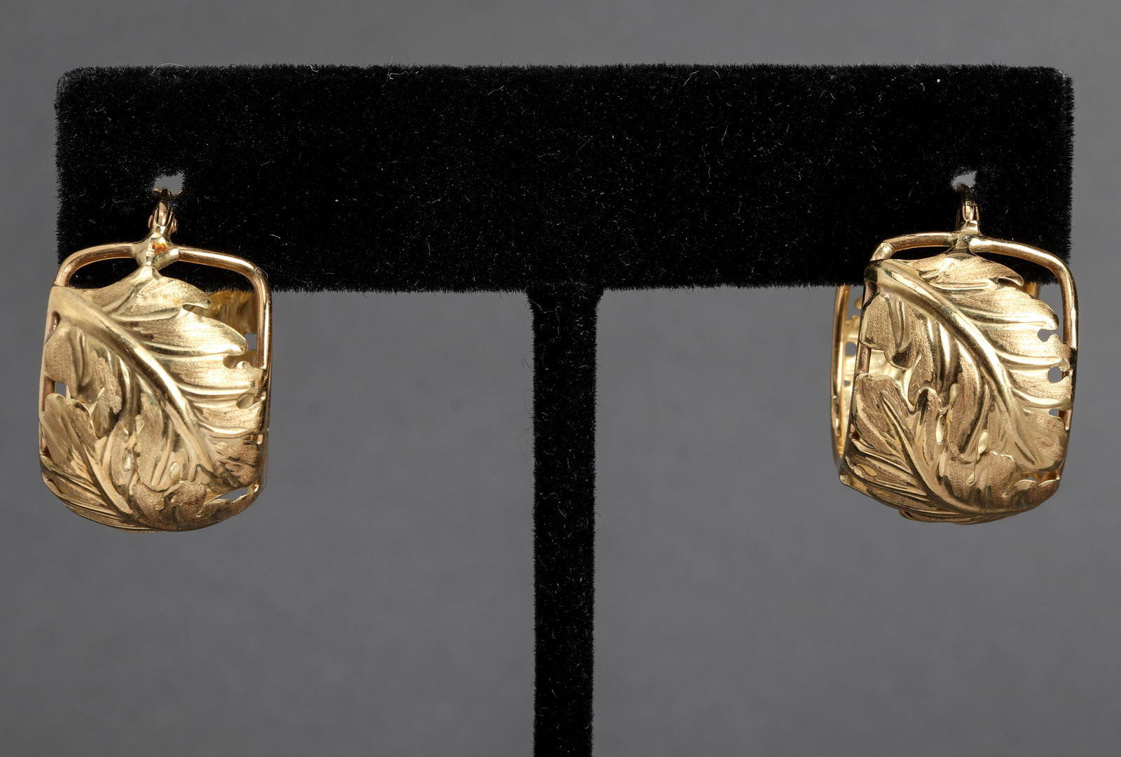 Italian 18K Yellow Gold Leaf Hoop Earrings (1 of 5)