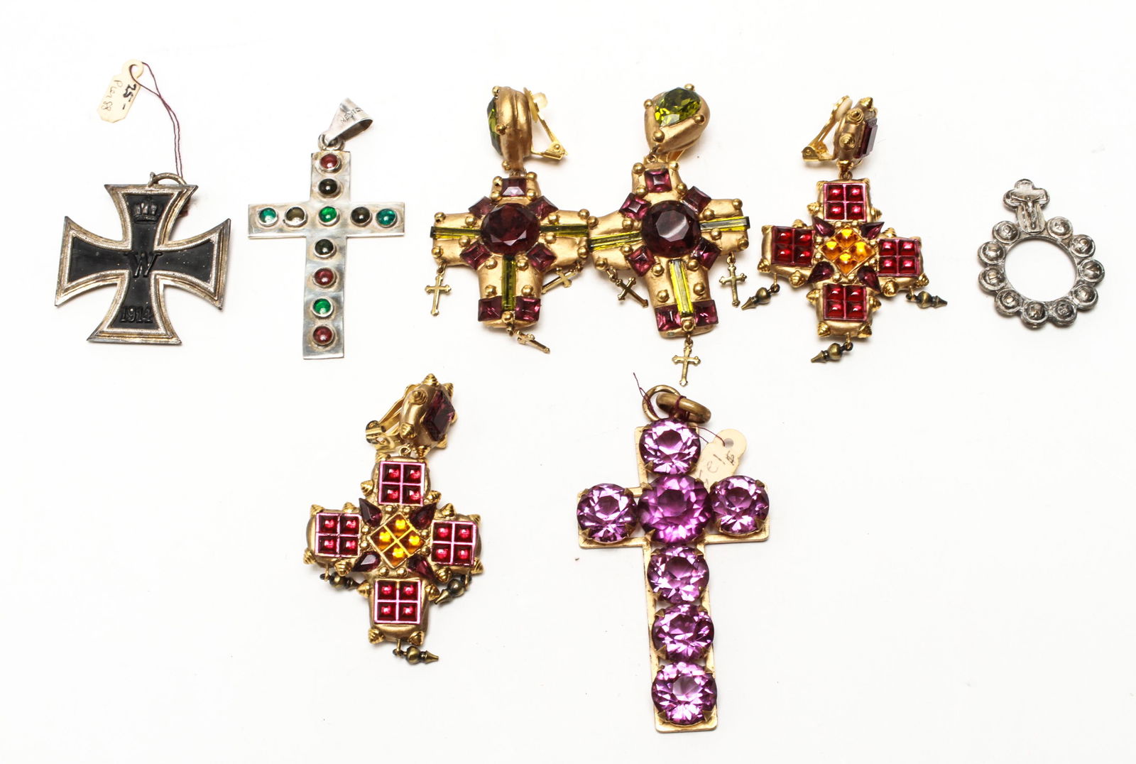 Crucifix Rosary Jewelry & WW1 Medal, 6 (1 of 6)