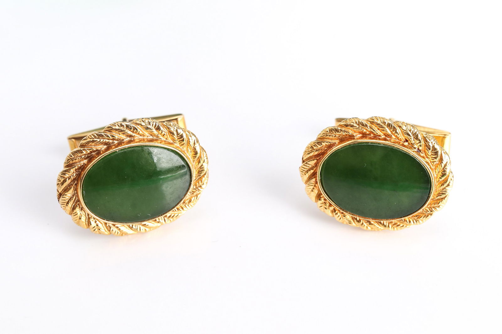Vintage 14K Yellow Gold Jade Cufflinks (1 of 3)