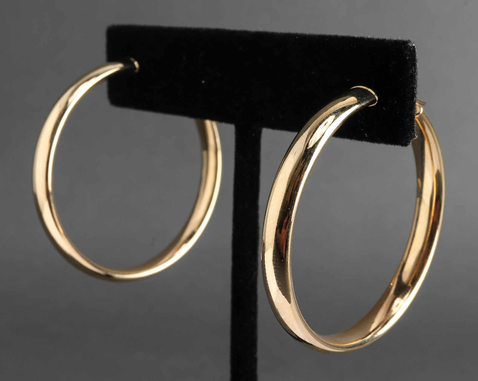14K Yellow Gold Hollow Hoop Earrings (1 of 4)