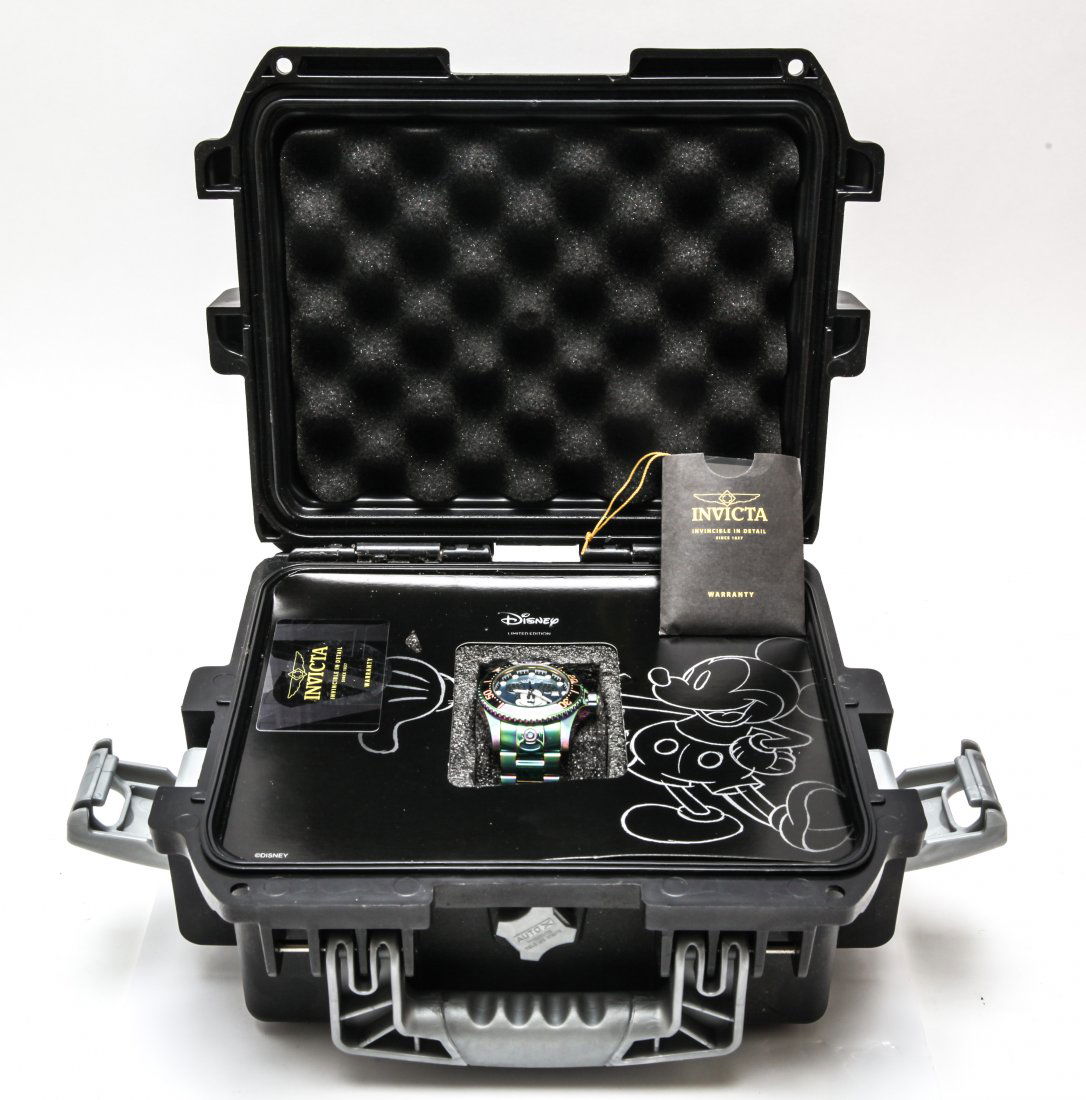 Invicta Disney Limited Edition Grand Diver Watch (1 of 9)