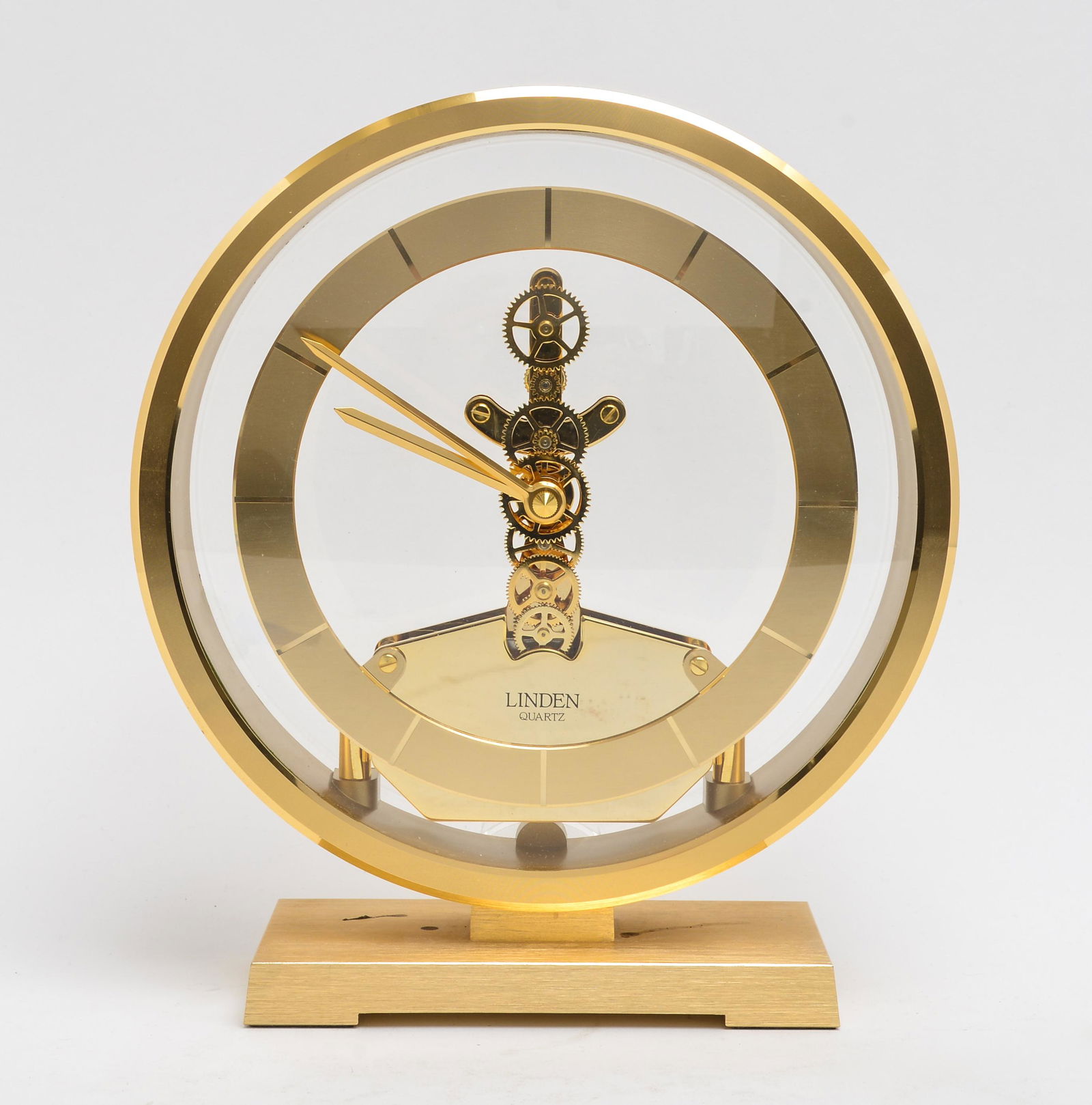 Linden Quartz Skeleton Mantel Clock (1 of 9)