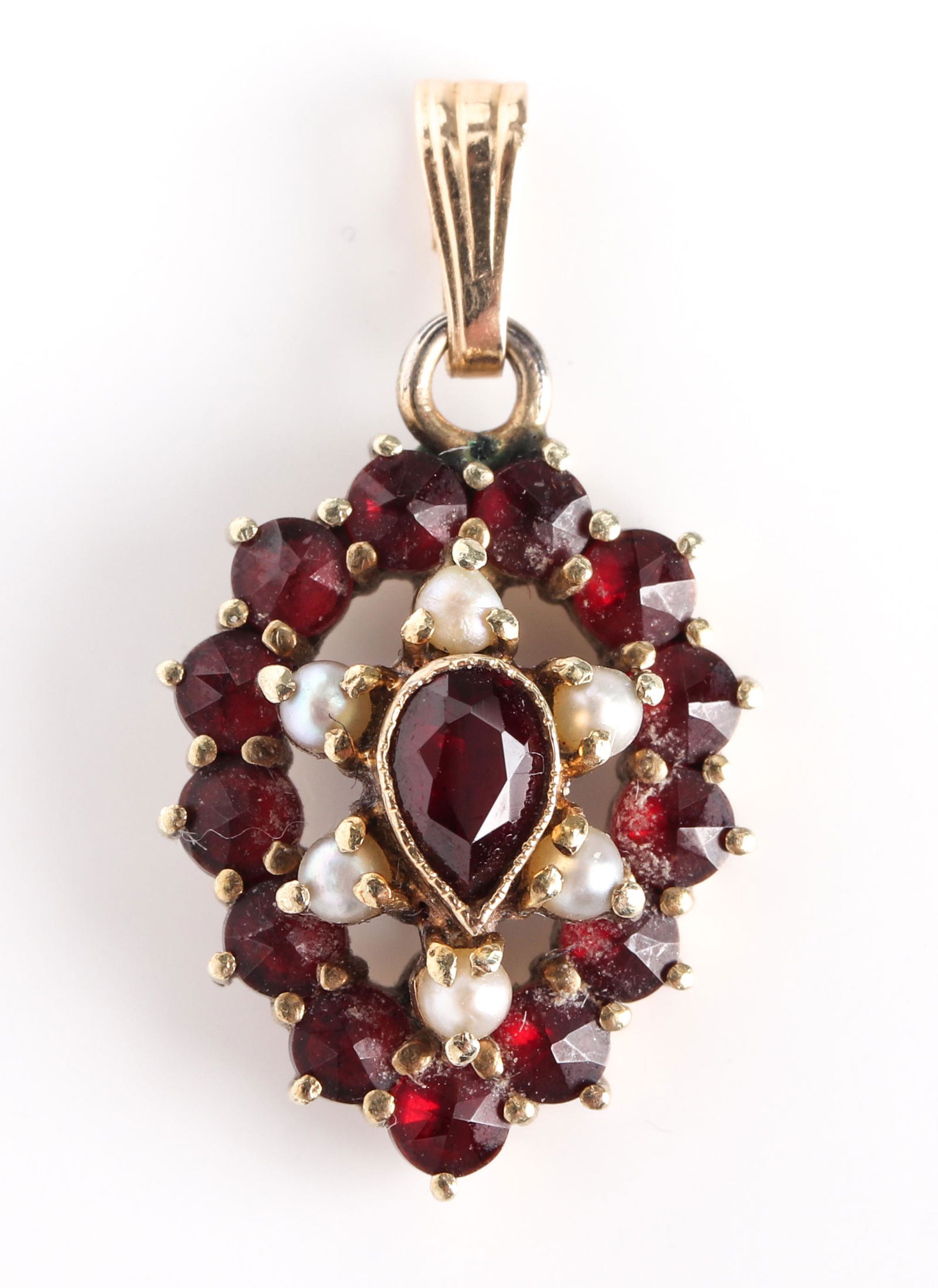 Vintage 14K Yellow Gold Garnet & Pearl Pendant (1 of 2)