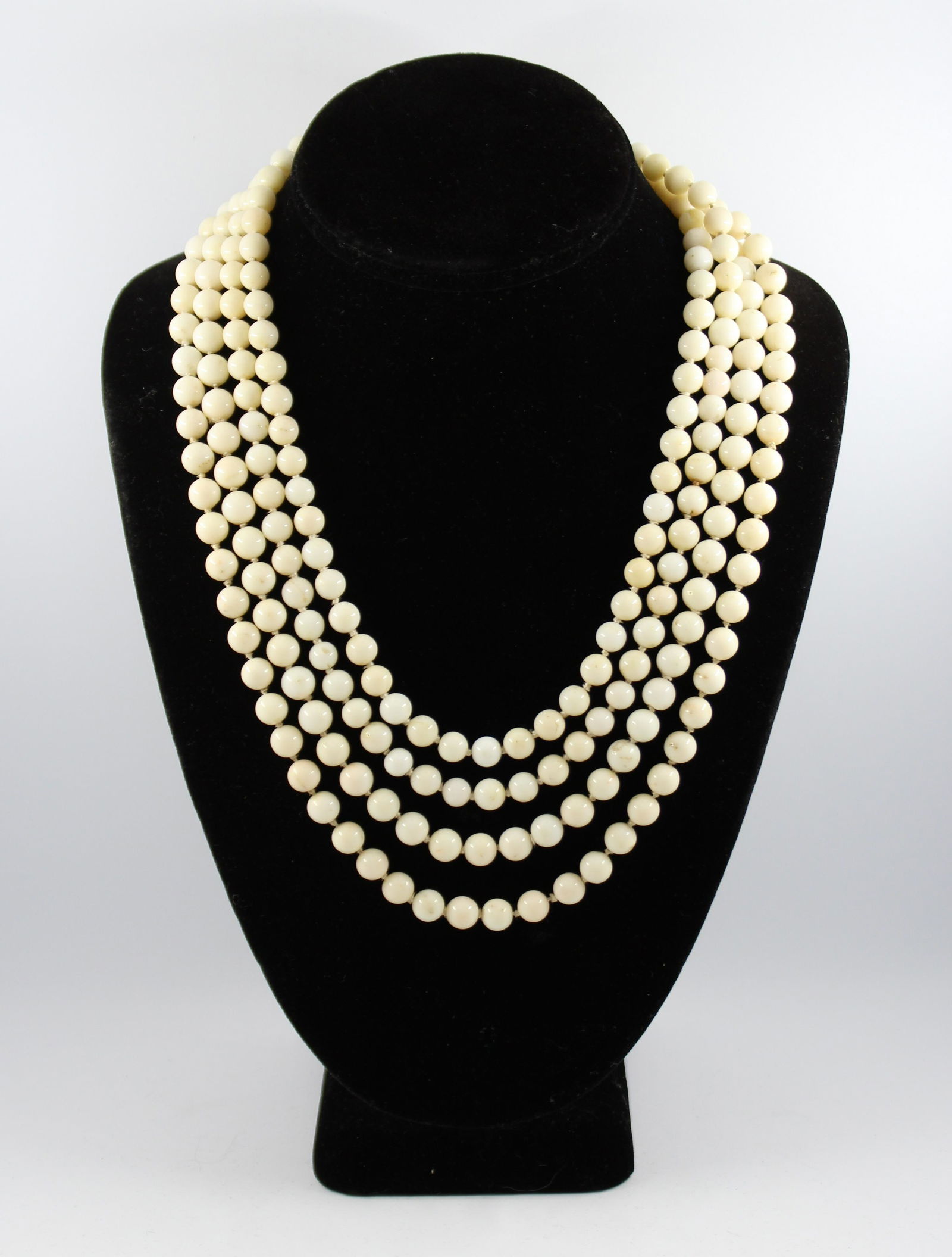 White Coral Beaded Necklaces, 2 (1 of 5)