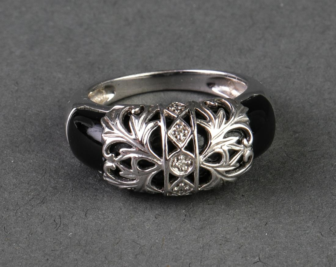 Onyx & Sterling Silver Ring (1 of 3)