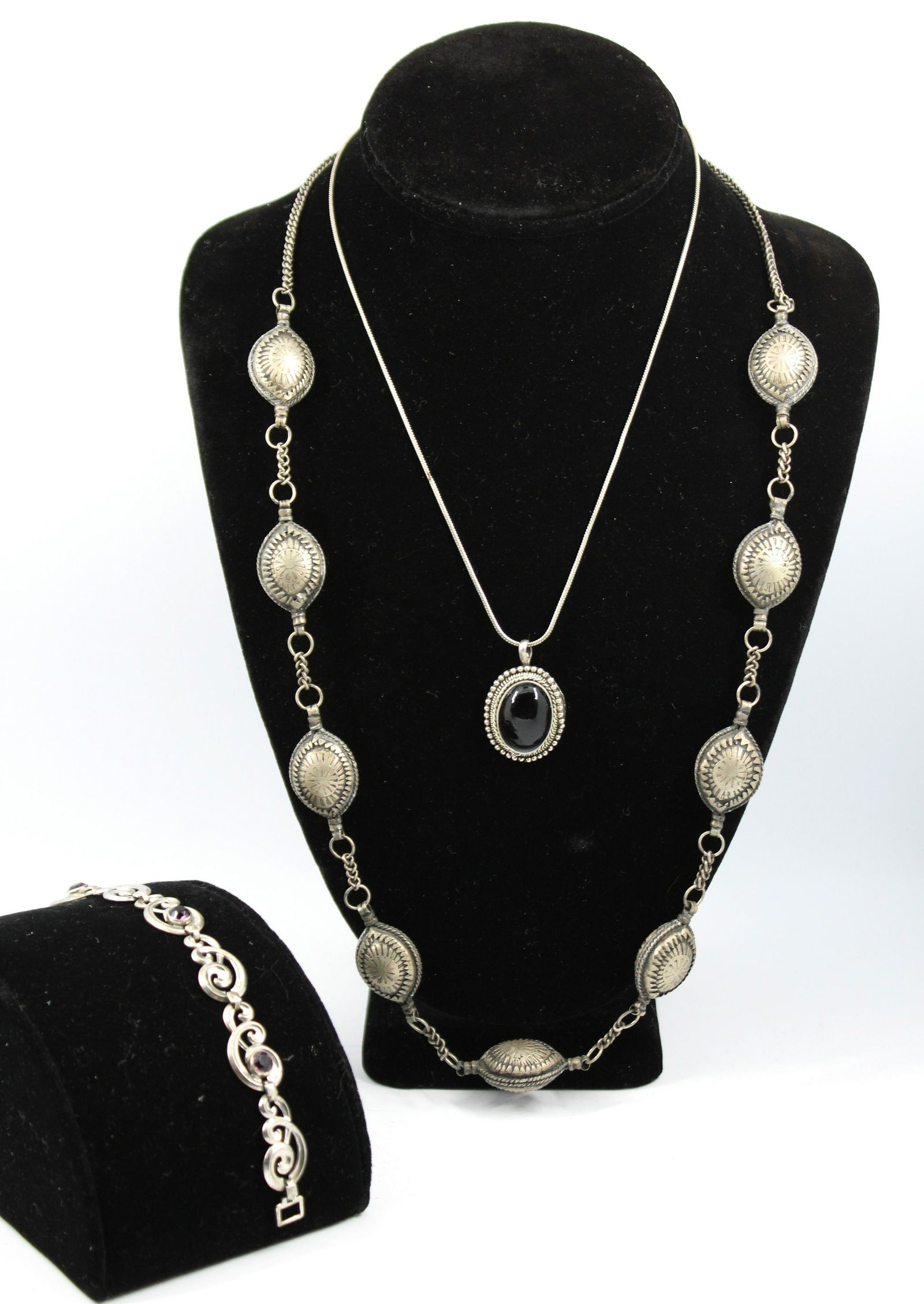 Assorted Necklaces & Bracelet W Onyx, Amethyst, 3 (1 of 11)