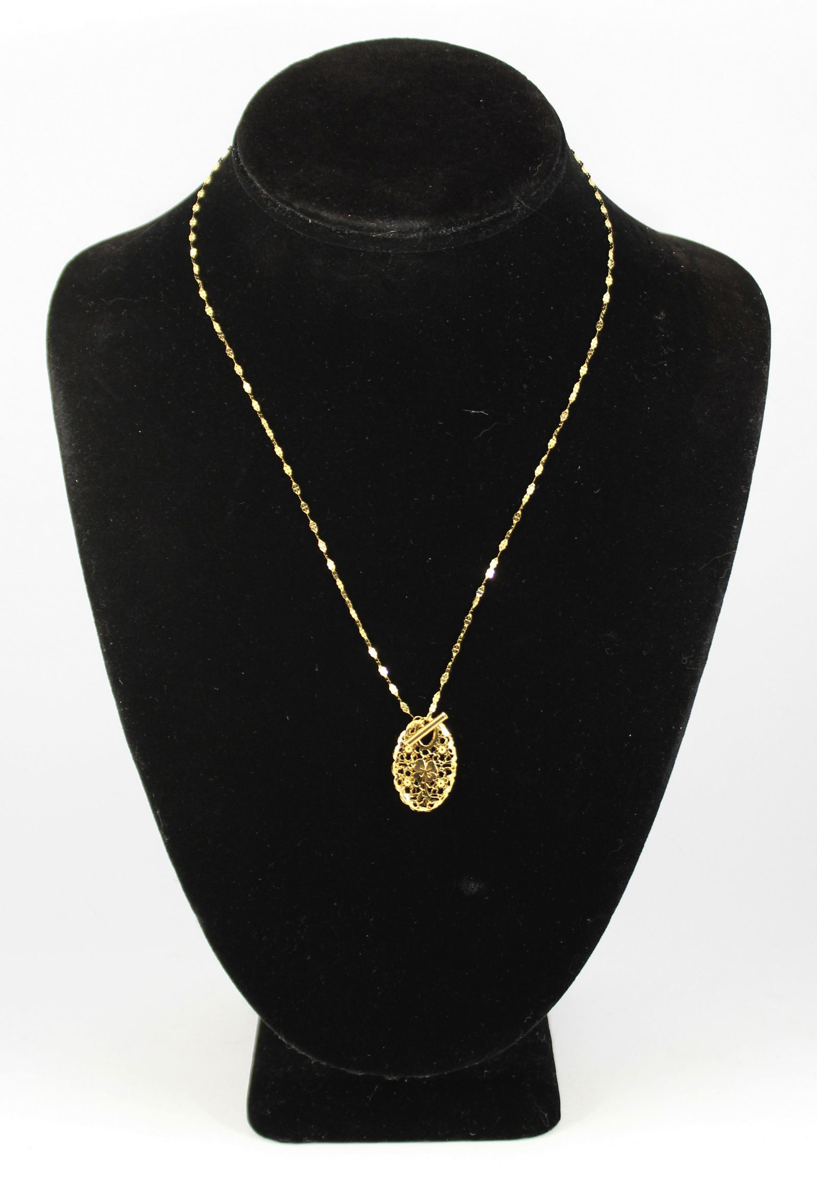 Golden clef deals 14k necklace