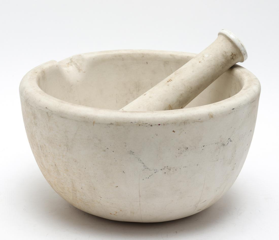Standard Trenton Large Mortar & Pestle (1 of 3)